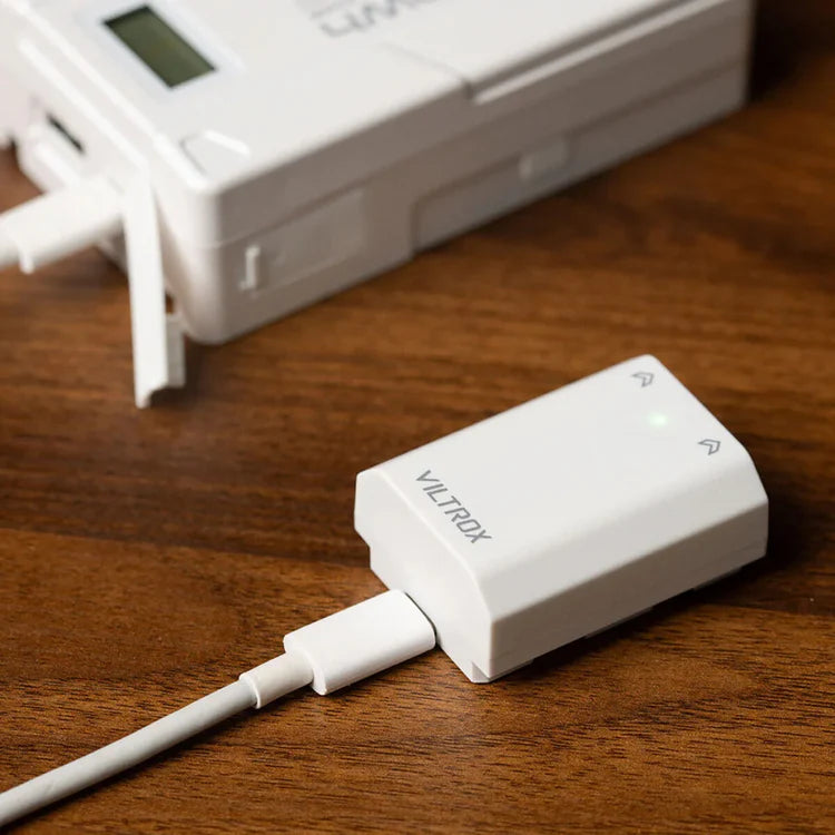 Viltrox TNP-FZ100 2400mAh USB-C Re-Chargeable Lithium-Ion Replacement Battery