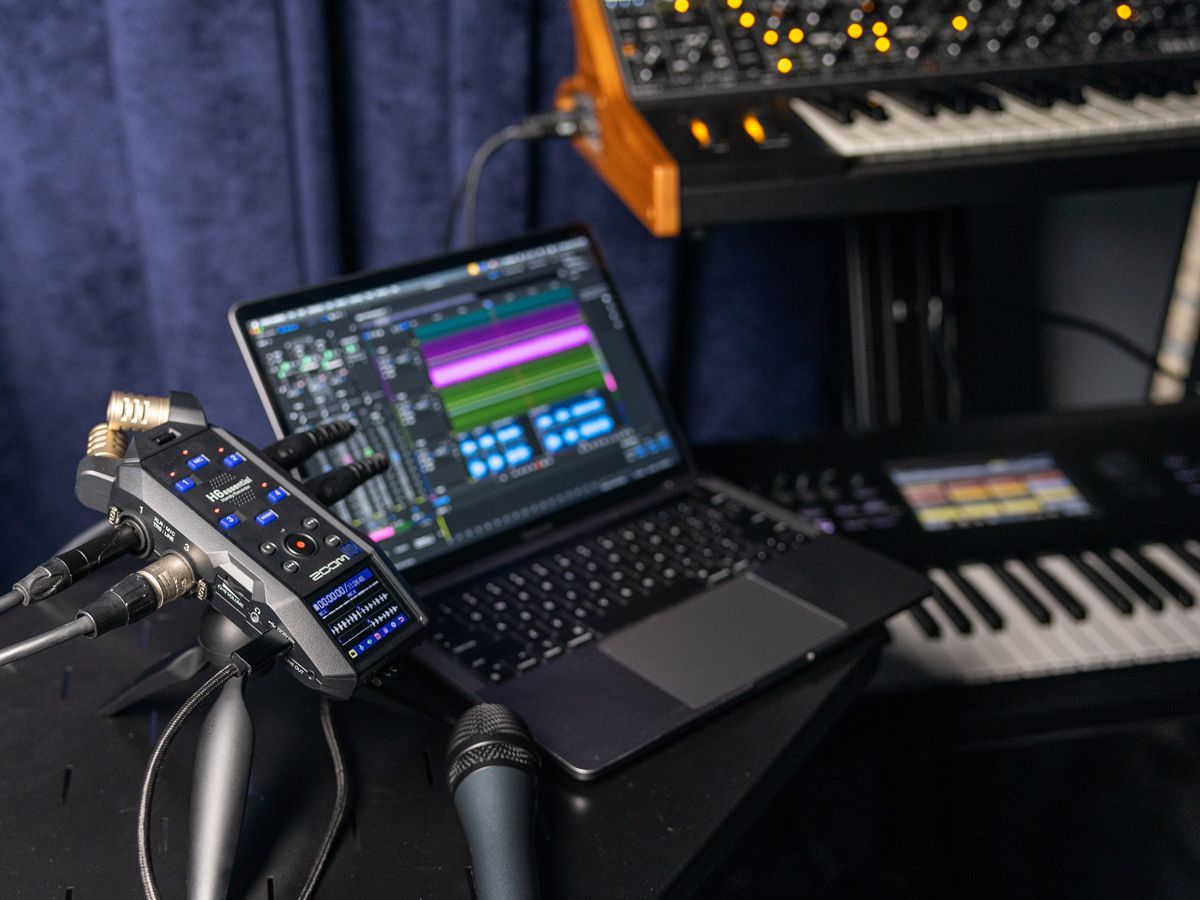 Zoom H6 Essential Handy Sound Recorder