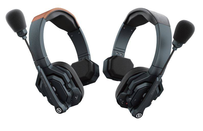 HOLLYLAND Solidcom SE-3S 3-Person Wireless Headset Intercom System with Noise Cancellation