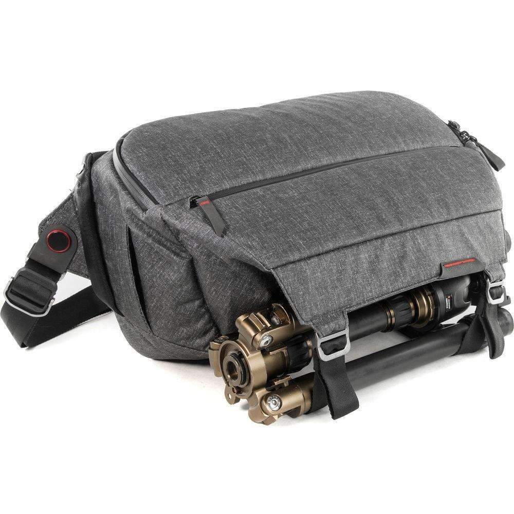 Peak Design Everyday Sling 10L Charcoal Peak Design Bag - Sling/Messenger