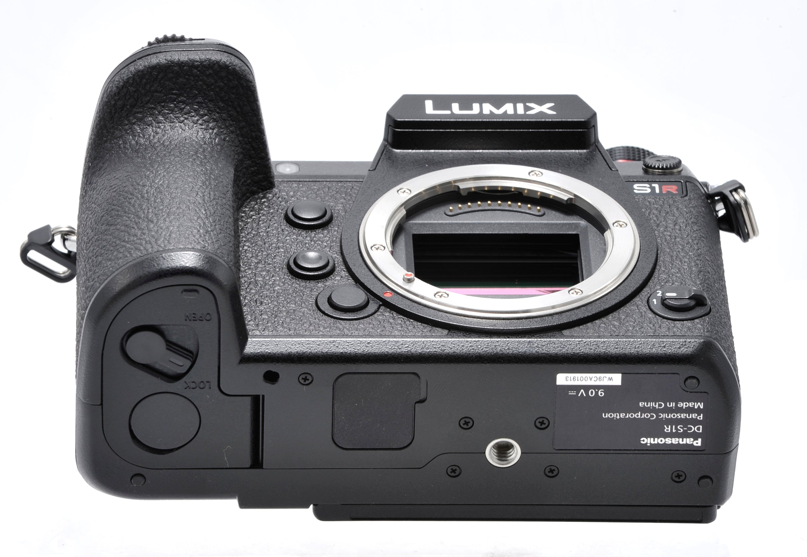 Used Panasonic Lumix S1R with S 24-105mm f/4 [S12072403]