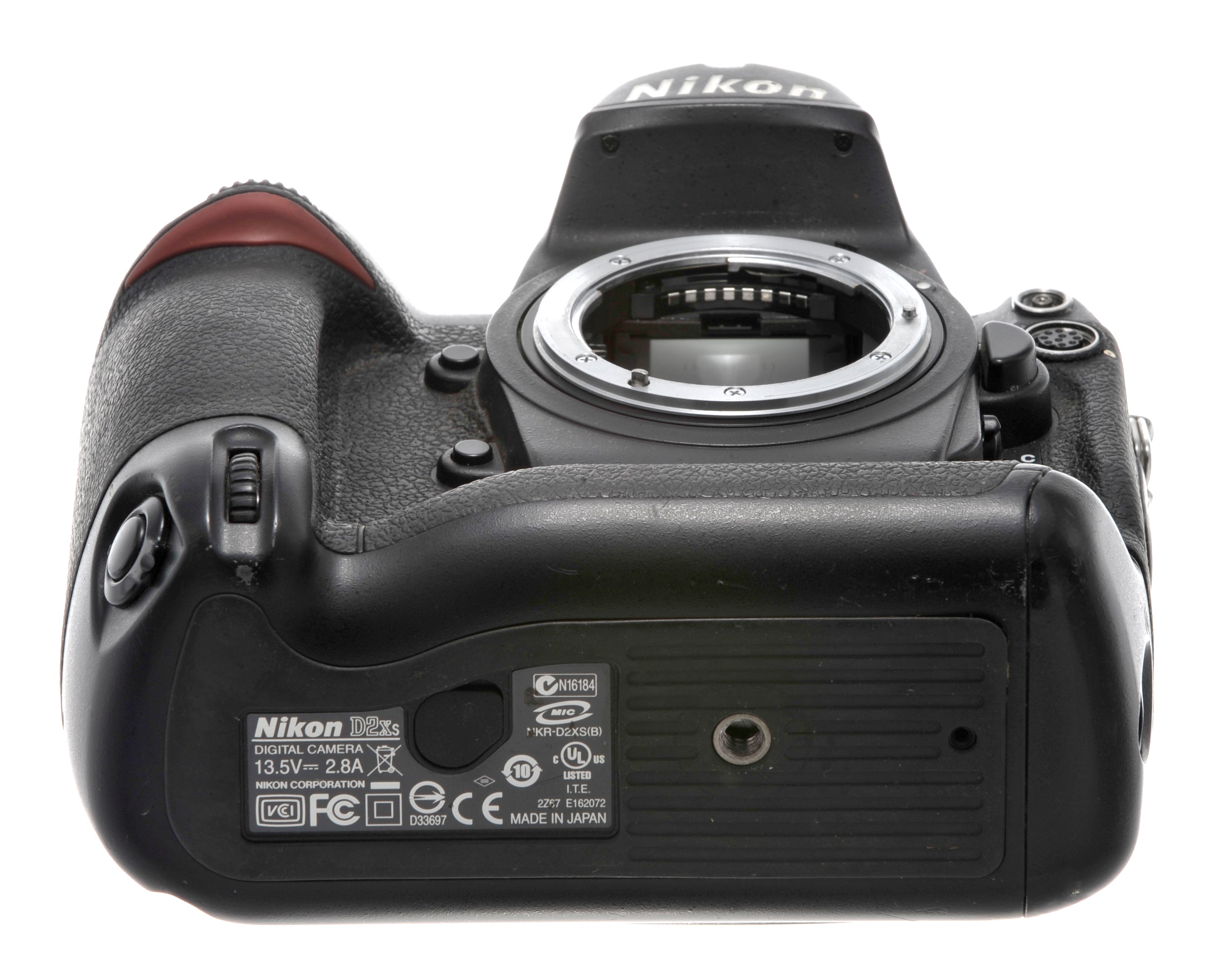 Used Nikon D2Xs Body (65100 Actuations) [S15112402]