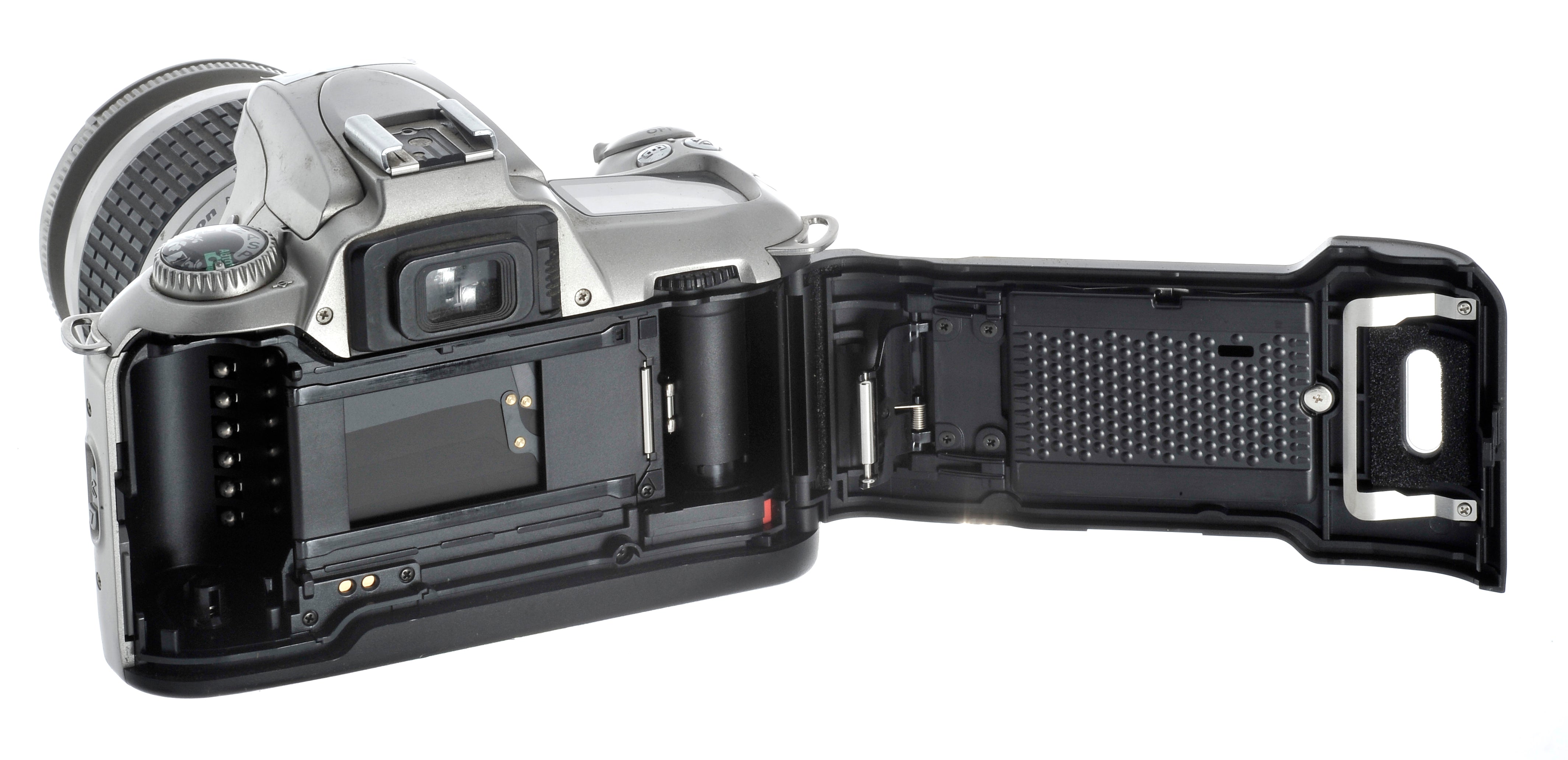 Used Nikon F55 with AF 28-80mm f/3.3-5.6 G [2824212]